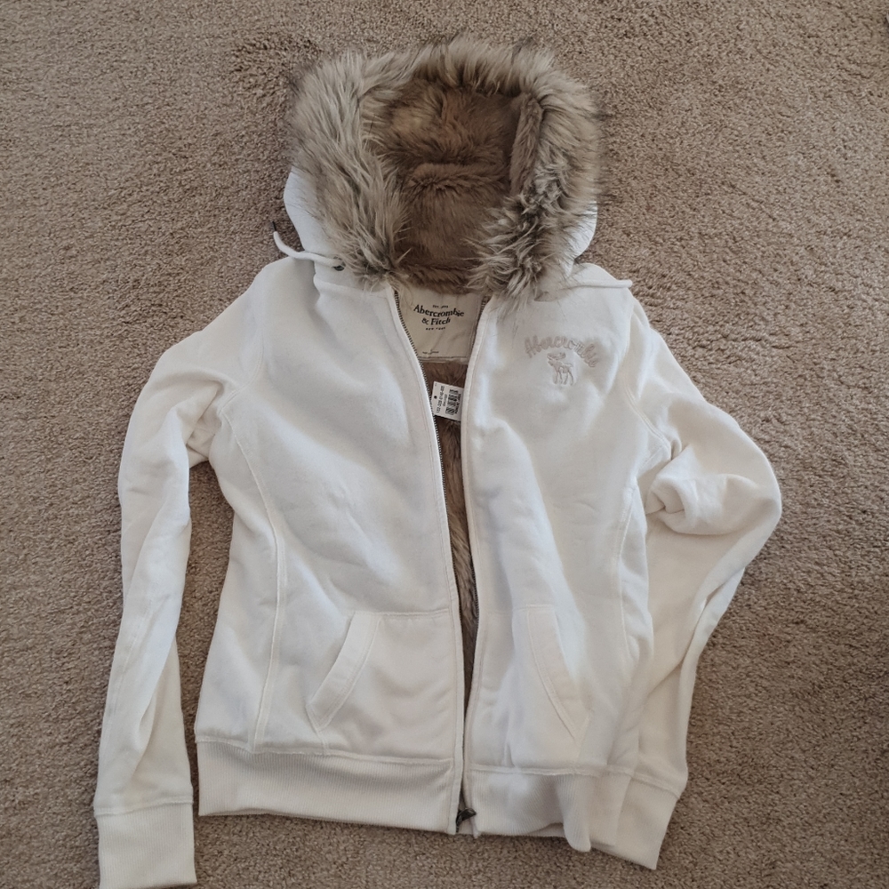 NWT Women's A&F lined hoodie sz large